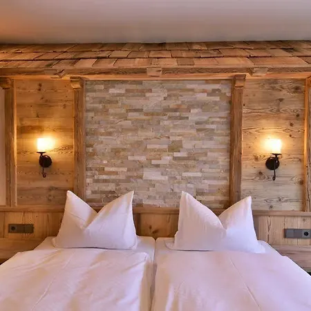 ウェンダー ホテル 3*